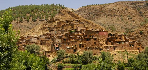 مشکل در زندگی در حومه شهر - موضوع